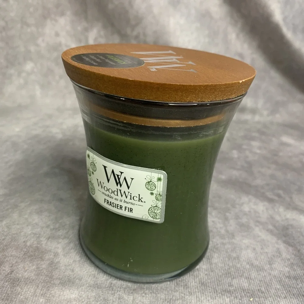 WoodWick Frasier Fir Medium‎ Hourglass Candle 9.7 oz Crackles as it Burns NEW